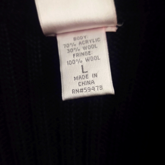 📚Black Beaded Wool Cardigan - Picture 6 of 7